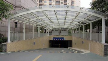 供应泰安不锈钢候车亭不锈钢宣传栏